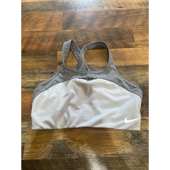 Nike Sports‎ Bra - Picture 1 of 3